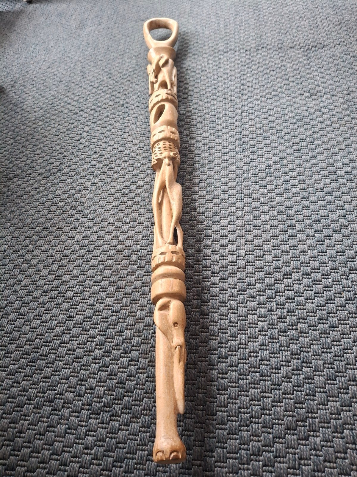 Handgesneden houten sculptuur met olifanten en giraffen, Ophalen, 50 - 100 cm, Beeld, Hout