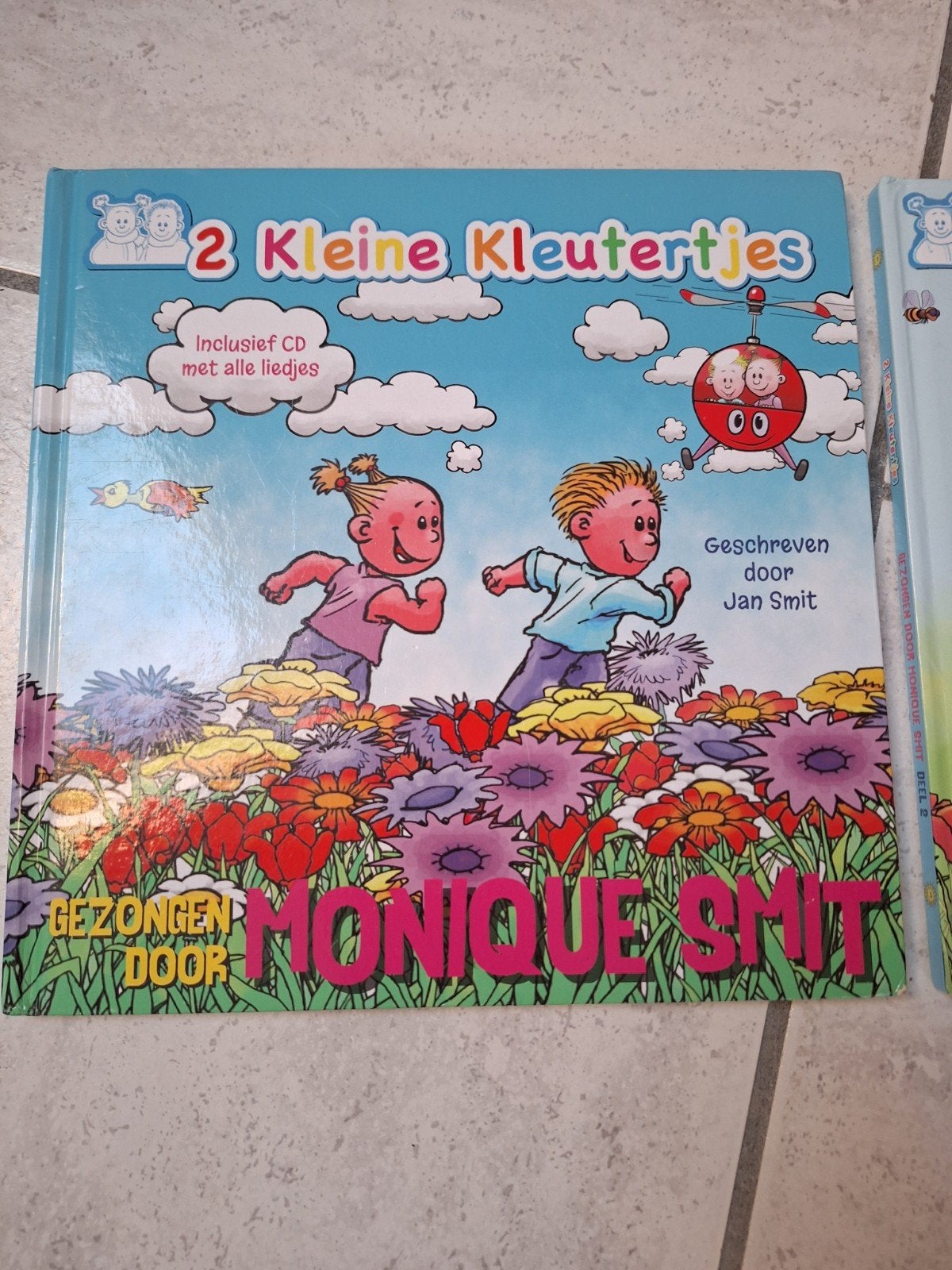 2 Kleine Kleutertjes  - Monique Smit (incl. CD), Non-fictie, Jongen of Meisje, Ophalen of Verzenden, Voorleesboek