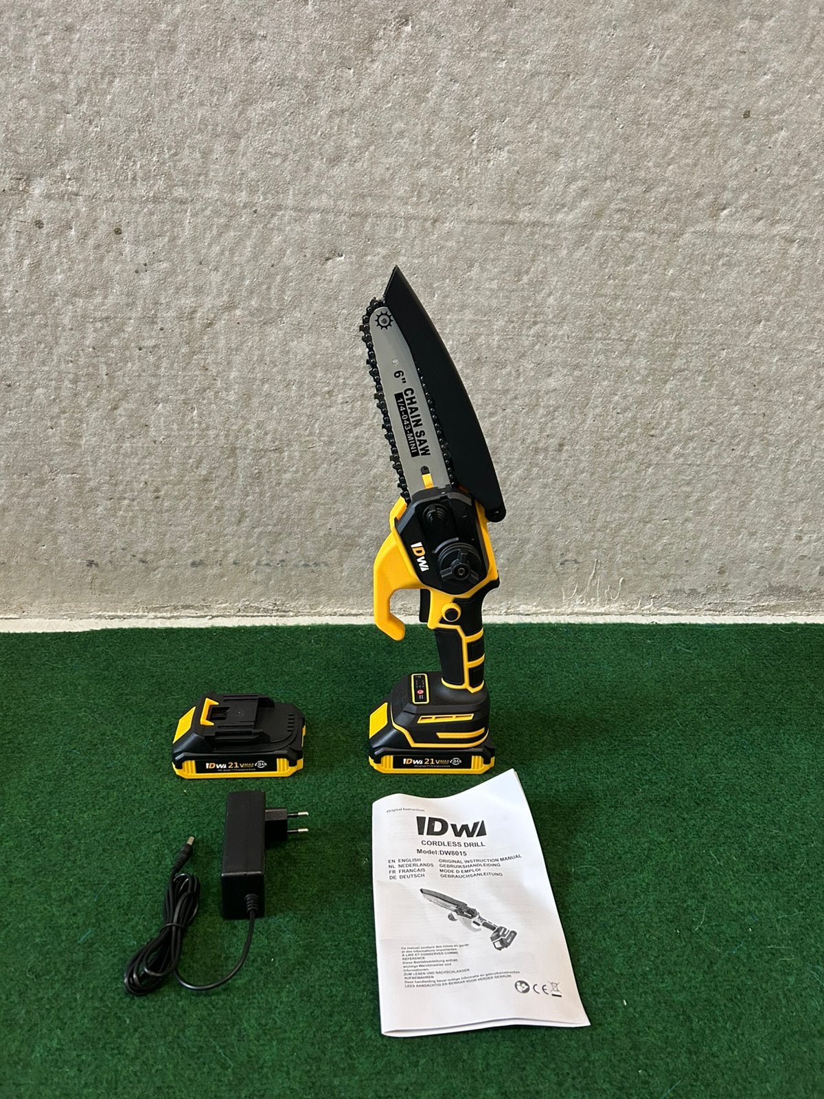 Nieuwe 21V mini kettingzaag met 2 accu’s, Ophalen, Dw germany, Nieuw, Dw