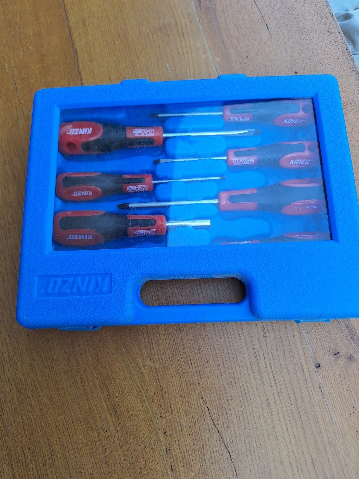 Kinzo Schroevendraaierset in handige opbergdoos, Ophalen of Verzenden, Nieuw, Schroevendraaier, Overige merken