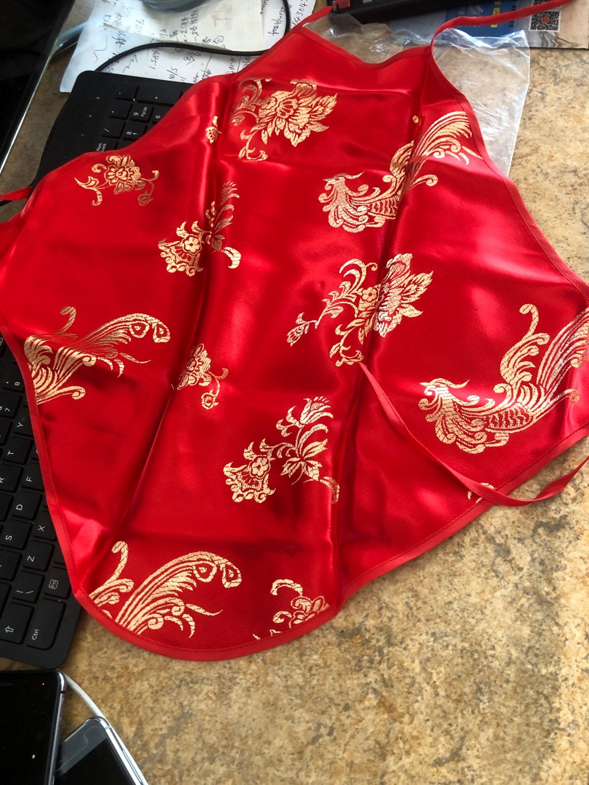 Rode Chinese zijden top met gouden borduursels, Maat 38/40 (M), Ophalen of Verzenden, Kleding, Overige thema's