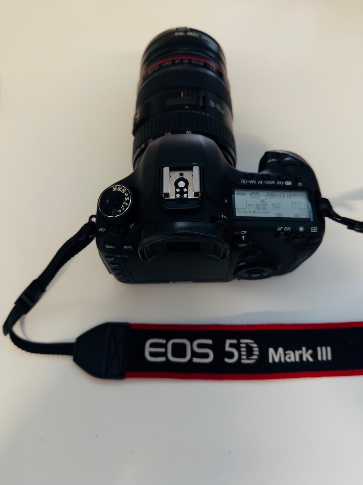 Canon EOS 5D Mark III met EF 24-70mm f/2.8L USM lens, Gebruikt, Canon, Accu, Minder dan 4 keer