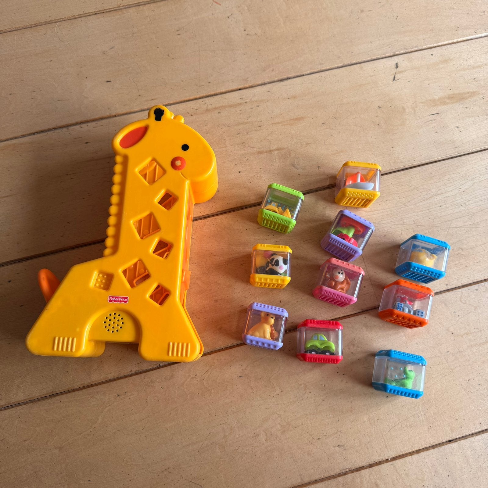 Fisher Price giraffe met 10 stapelblokken, Kinderen en Baby's, Ophalen of Verzenden, Gebruikt, Overige typen, Met geluid
