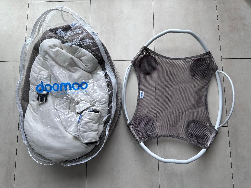 Doomoo Seat zitzak met swing, Schommelstoel, Ophalen, Overige merken, Met gordel(s) of riempje(s)