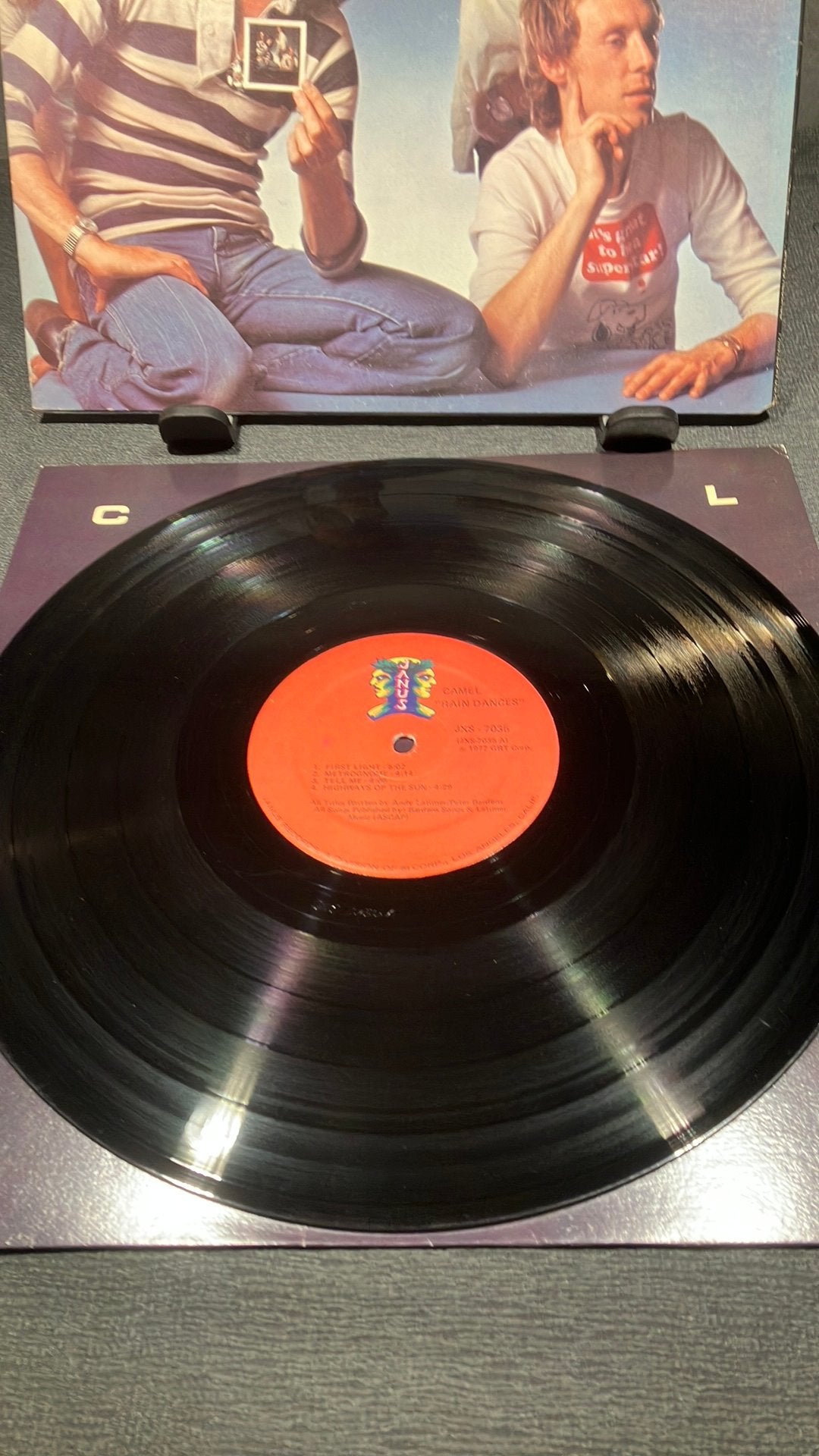 Camel. — Rain Dances, LP, Progressive Rock, Ophalen of Verzenden, Zo goed als nieuw