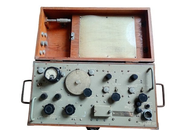 wo2 Britse militaire Admiralty Pattern No. W5799 Oscillator, ., Ophalen of Verzenden, ., Engeland