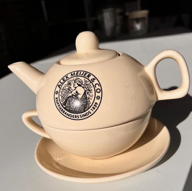 Vintage Alex Meijer & Co Tea for one set, Huis en Inrichting, Keuken | Servies, Ophalen, Gebruikt, Overige stijlen, Kop(pen) en/of Schotel(s)