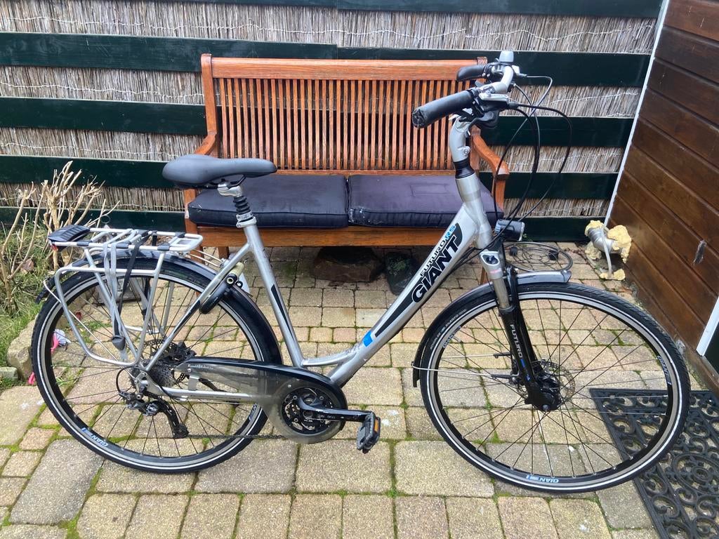 Dames fiets giant forturo, Ophalen of Verzenden, Zo goed als nieuw, Minder dan 10 versnellingen, Giant