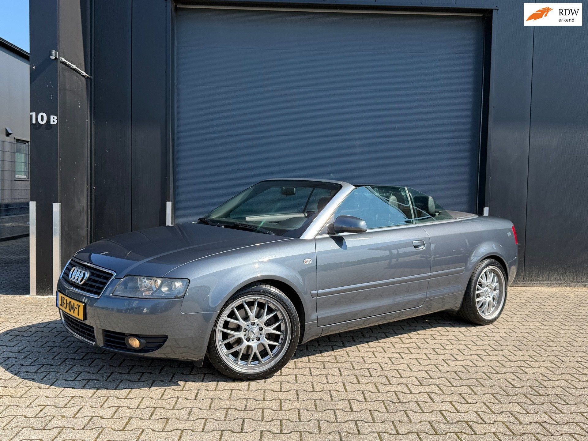 Audi A4 Cabriolet 2.4 V6 handgeschakeld, lage kilometerstand, Auto's, Audi, Voorwielaandrijving, Zwart, Cabriolet, 4 stoelen