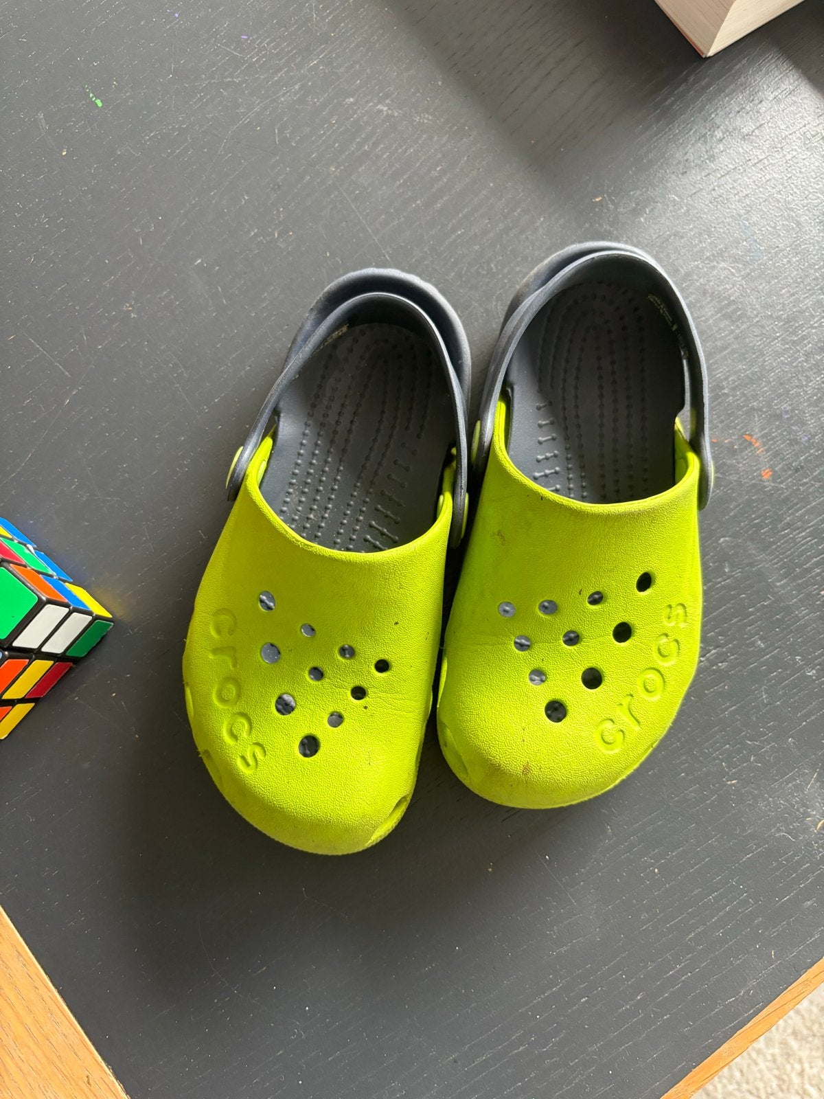 Crocs - Bijna Nieuw, Comfortabel en Stijlvol, Ophalen of Verzenden, Zo goed als nieuw, Jongen of Meisje, Schoenen