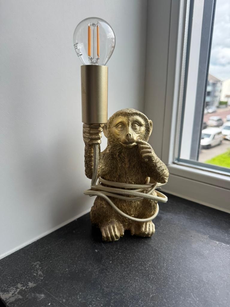 Gouden tafellampje aap, Huis en Inrichting, Lampen | Tafellampen, Ophalen of Verzenden, Zo goed als nieuw, Minder dan 50 cm