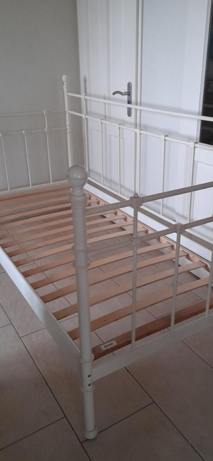 Metalen bed ikea, Ophalen, Eenpersoons, Wit, Zo goed als nieuw