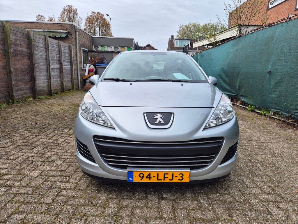 Peugeot 207 1.4 VTi X-Line, 100.000 km NAP, Voorwielaandrijving, Stof, Zwart, Startonderbreker