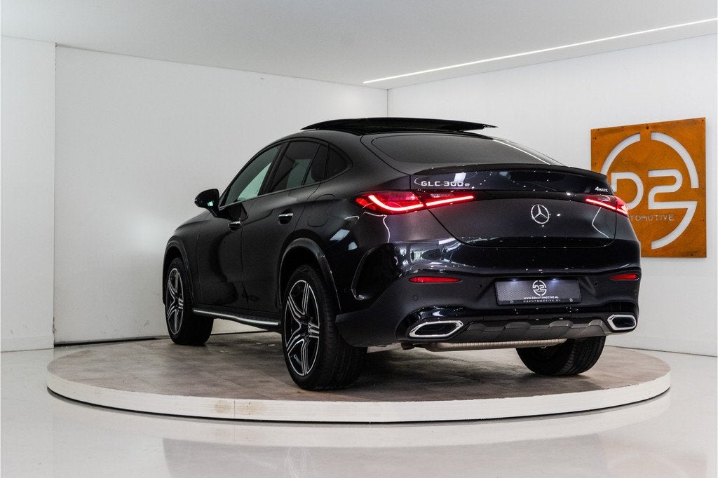 Mercedes-Benz GLC Coupé 300e 4MATIC AMG 320PK | Pano | Burm, Auto's, Mercedes-Benz, Automaat, 12 maanden, Gebruikt, 320 pk