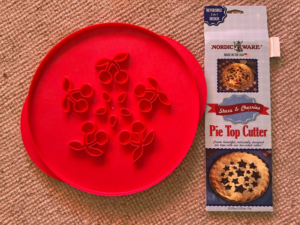 Nordic Ware Pie Top cutter, Ophalen of Verzenden, Zo goed als nieuw, Cupcakes, Bakvorm