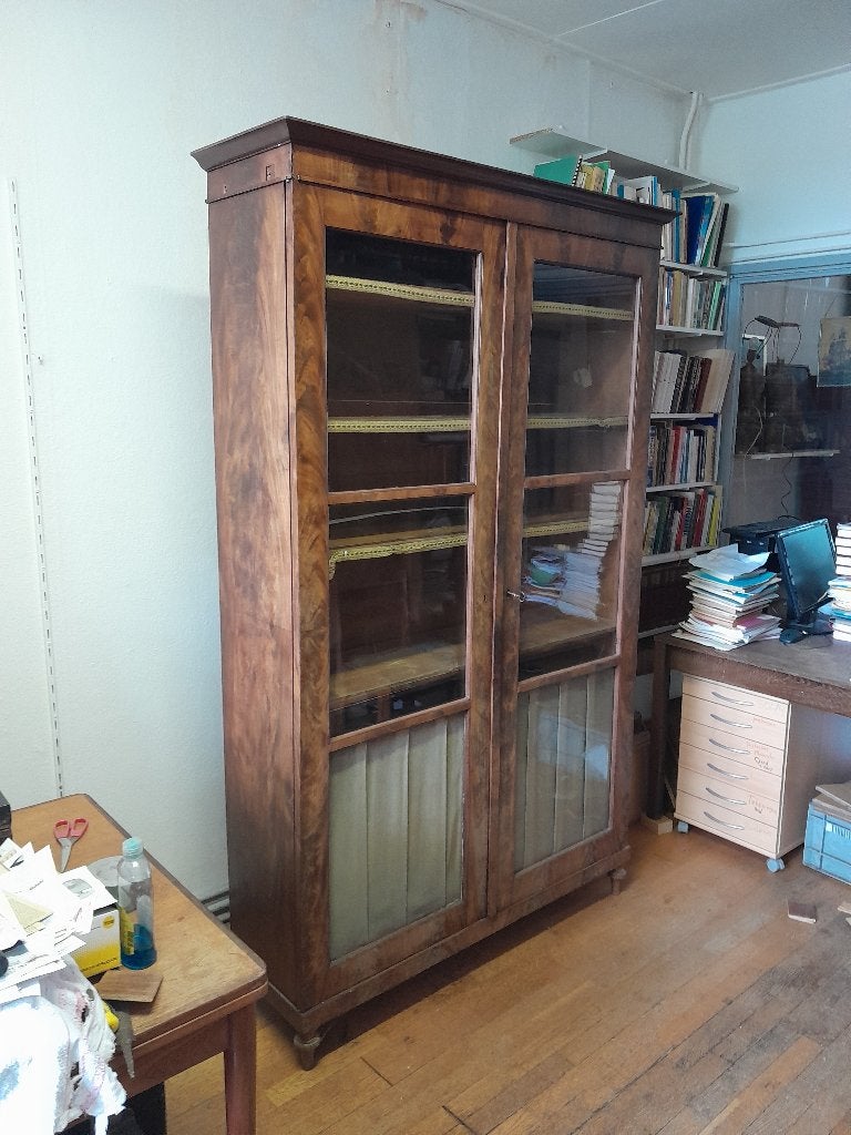 Mahonie boekenkast 19e eeuw, Ophalen