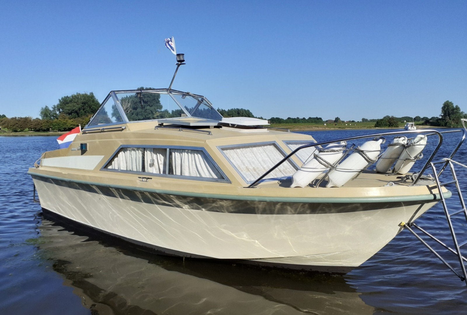 Mooie Polaris boot Polyester Viva de Luxe, 40 pk, bj 1979,, Watersport en Boten, Motorboten en Motorjachten, Gebruikt, 1.80 meter