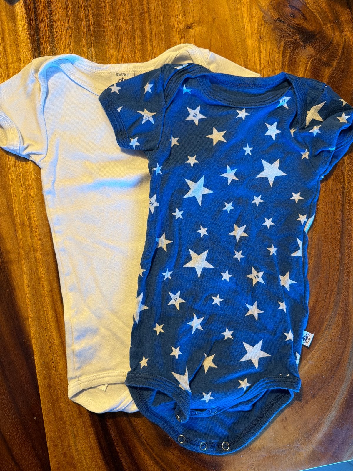 Set van 2 rompertjes: Petit Bateau maat 74, Kinderen en Baby's, Ophalen of Verzenden, Gebruikt, Jongetje of Meisje, Nacht- of Onderkleding