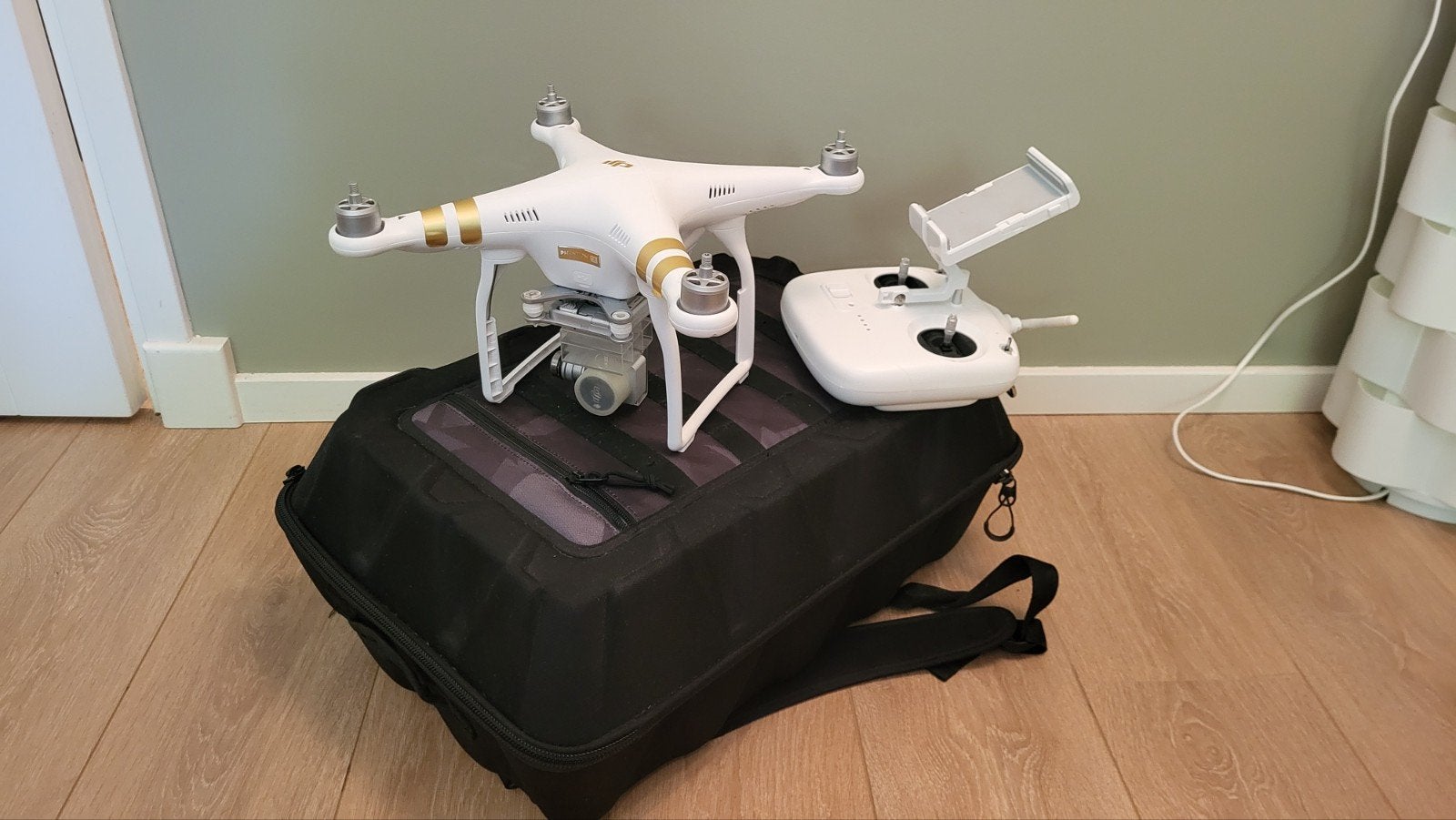 DJI drone phantom 3SE + Lowrpro droneguard CS400 tas, Elektro, RTF (Ready to Fly), Quadcopter of Multicopter, Ophalen of Verzenden