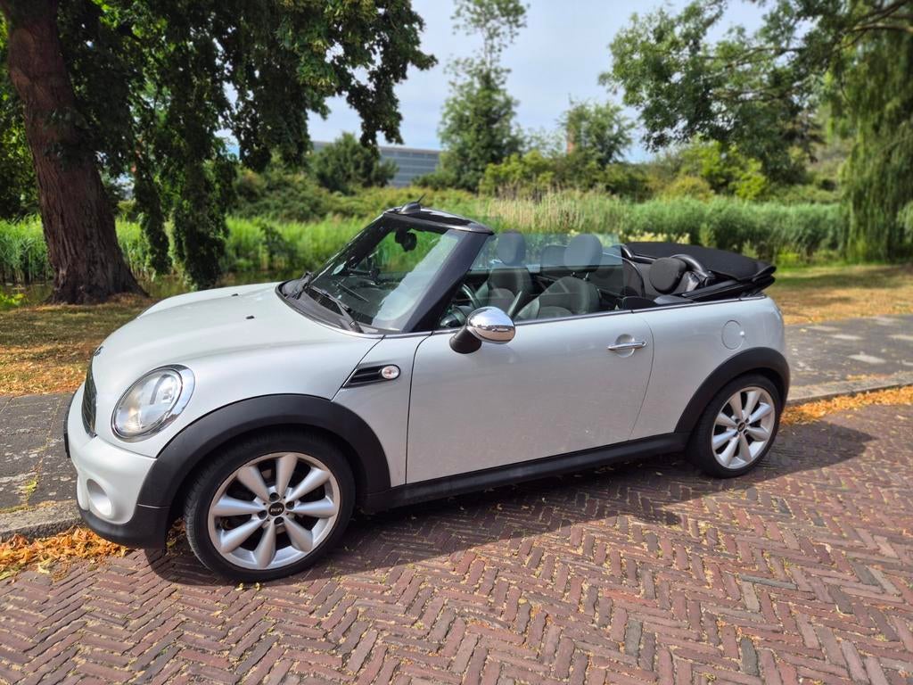 Mini 1.6 ONE Cabrio 2013 grijs metallic, Auto's, Voorwielaandrijving, Zwart, 4 cilinders, Cabriolet