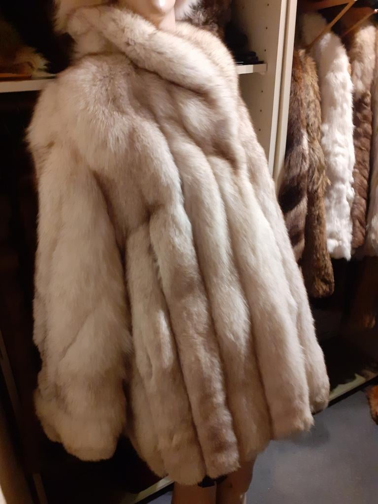 Prachtige dikke echte blauwvos bontjas bont jas maat M, Kleding | Dames, Jassen | Winter, Ophalen of Verzenden, Zo goed als nieuw