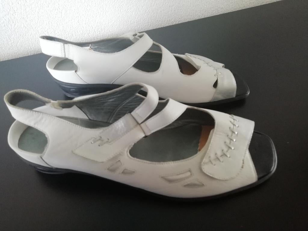 Durea schoenen maat 7 1/2, Durea, Schoenen met lage hakken, Wit, Ophalen of Verzenden