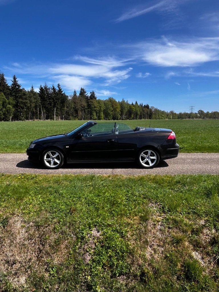 Saab 9-3 1.8 T Cabrio 2005 Espresso Black, Auto's, Voorwielaandrijving, 1998 cc, 4 cilinders, Cabriolet