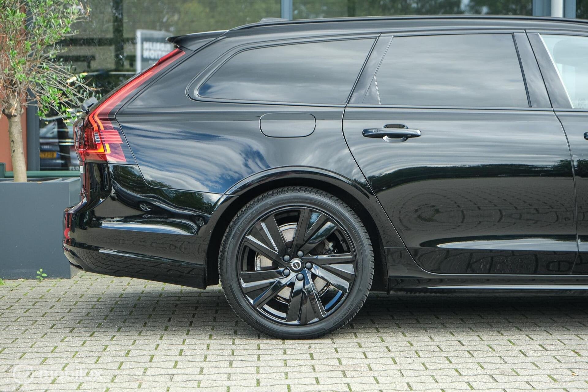 Foto 58 van Volvo V90 2.0 T8 AWD R-Design | Stoel en stuurwielverwarming