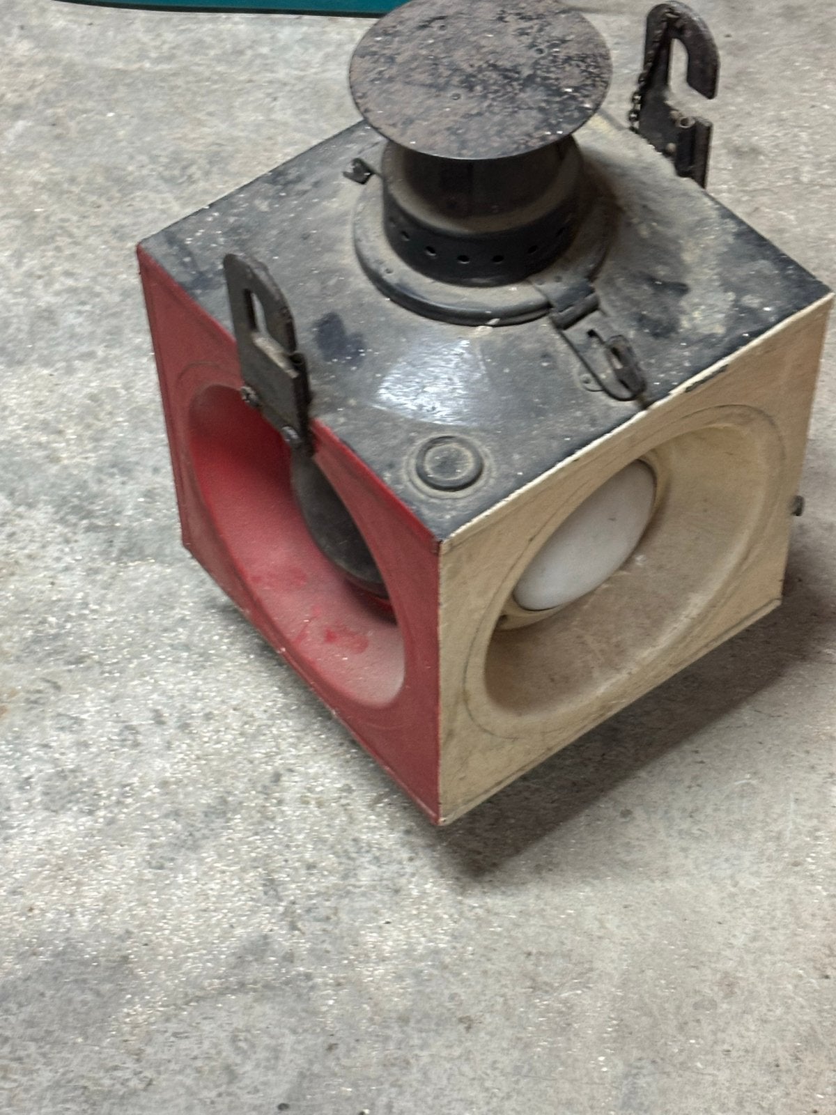 Vintage Spoorwegseinlamp - Rood/Wit, Antiek en Kunst, Ophalen of Verzenden