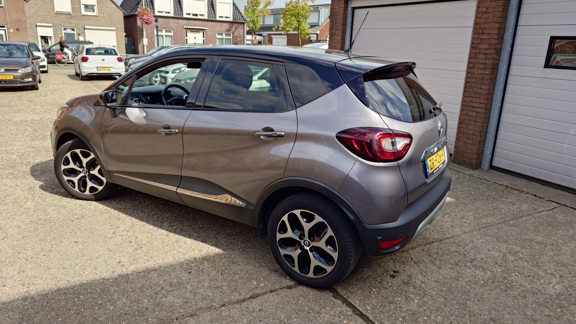 Renault Captur 1.3 TCe Intens Automaat, Navigatie, Achteruit, Auto's, Dealer onderhouden, Gebruikt, 4 cilinders, 150 pk