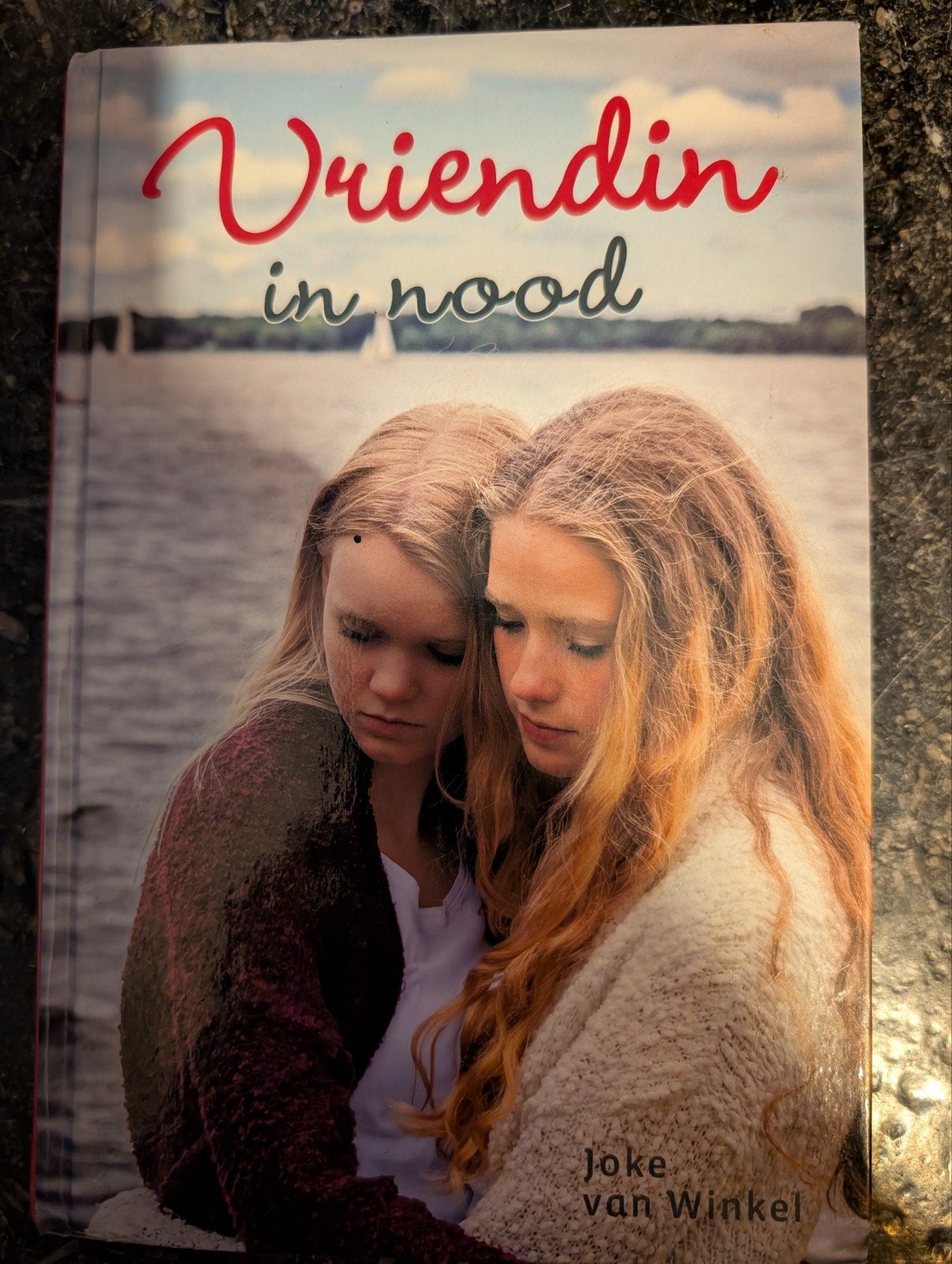 Joke van Winkel - Vriendin in nood, Ophalen of Verzenden, Zo goed als nieuw, Joke van Winkel
