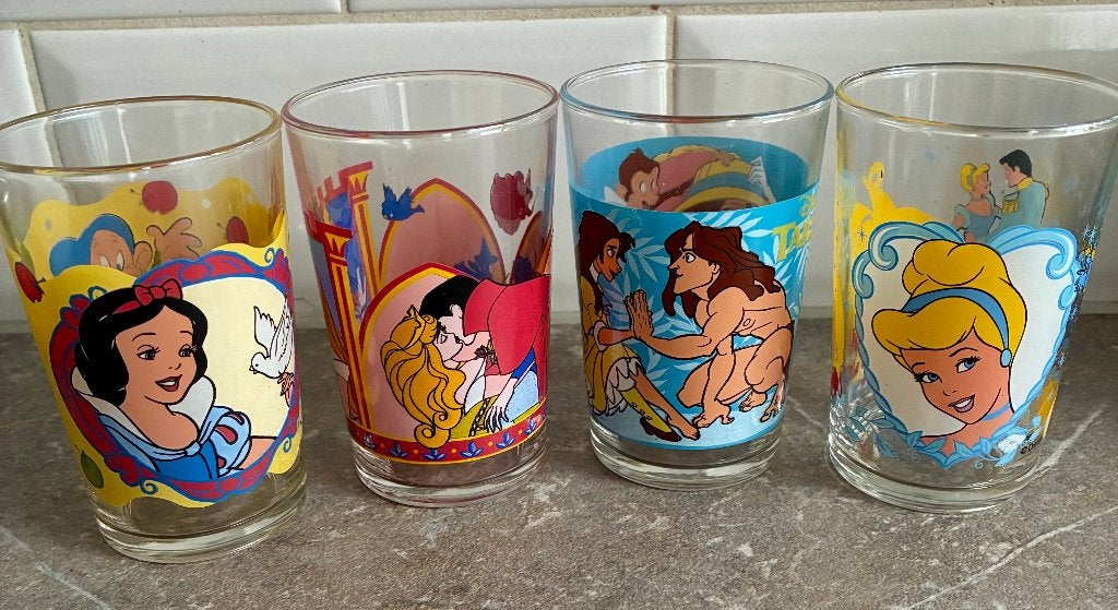 Disney glazen, Ophalen of Verzenden, Assepoester of Belle, Zo goed als nieuw, Servies