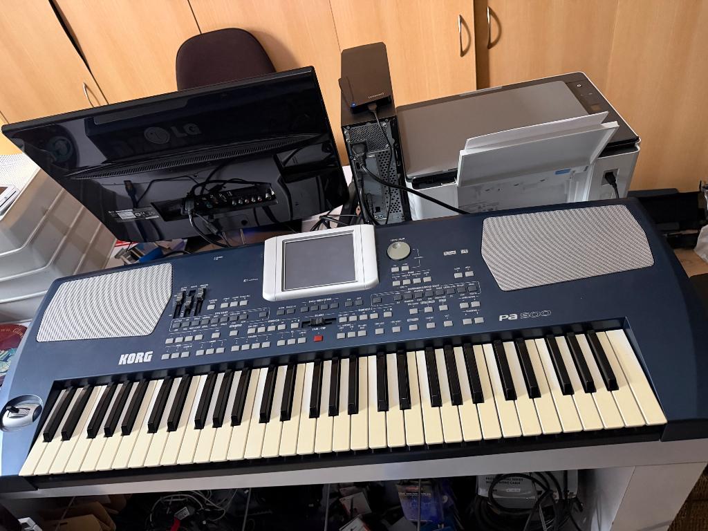 korg pa500, Muziek en Instrumenten, Ophalen, Korg, Midi-aansluiting, 61 toetsen