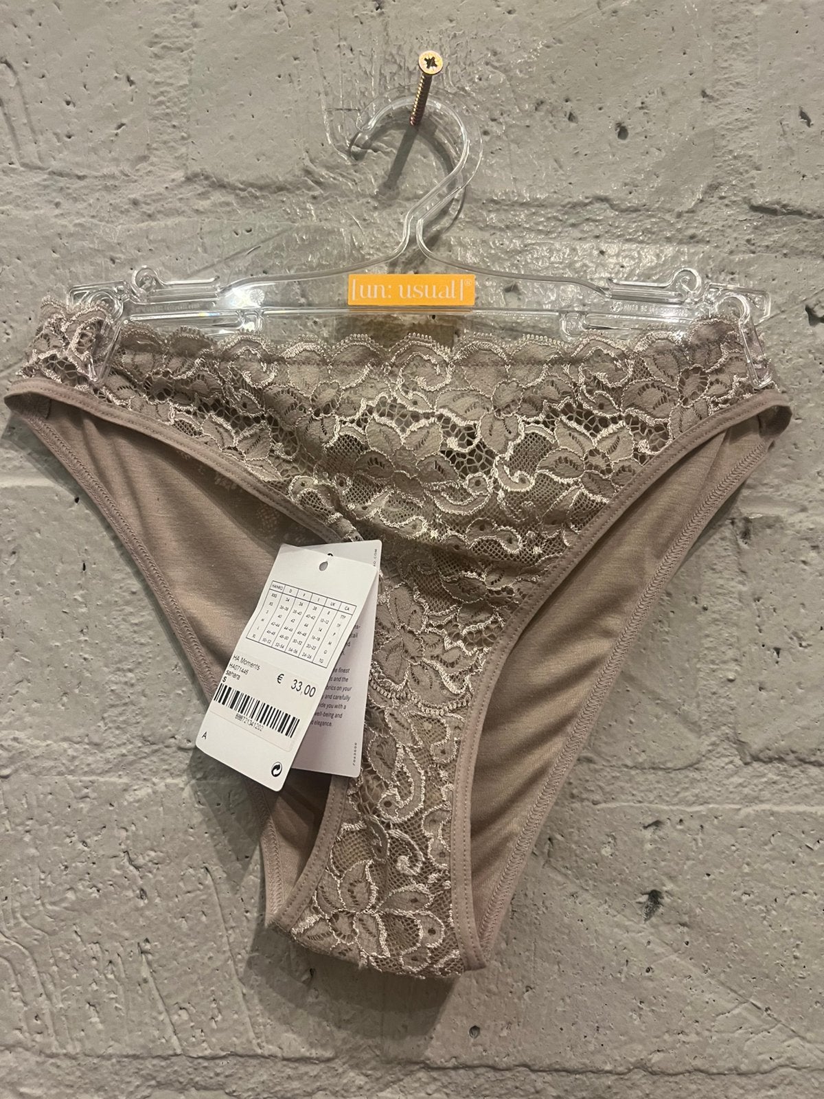 Hanro slip maat S 38/40 NIEUW!! Nu €10,-, Ophalen of Verzenden, Slip