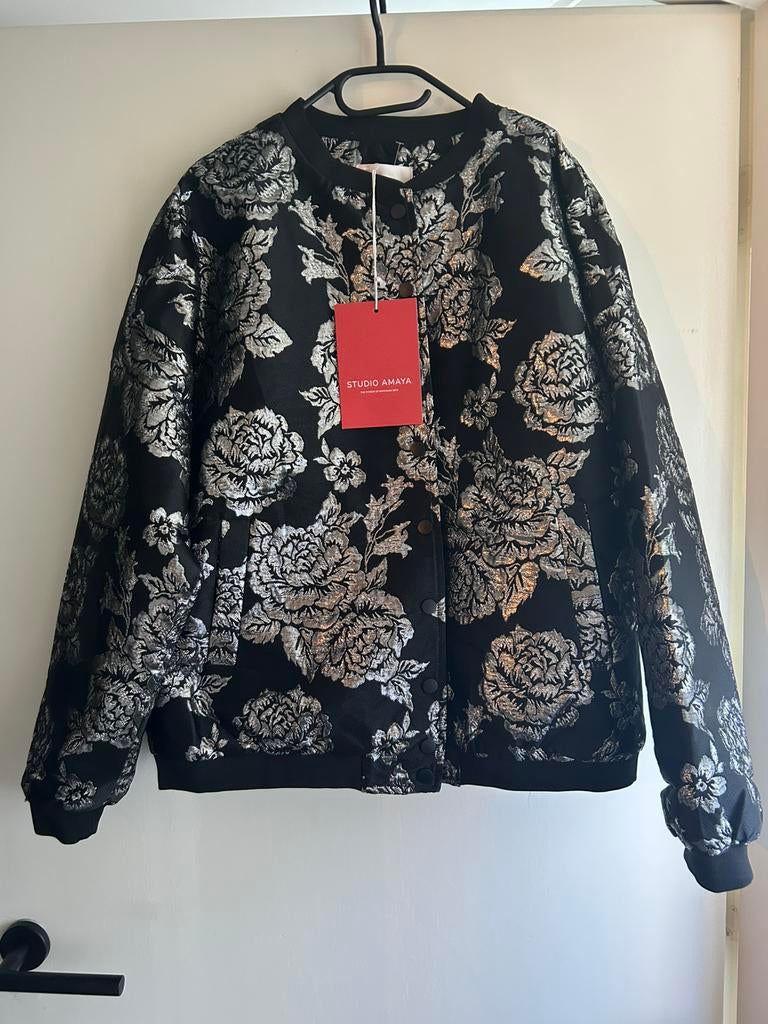 Nieuwe studio Amaya bomber maat S, Ophalen of Verzenden, Nieuw, Maat 36 (S), Zwart