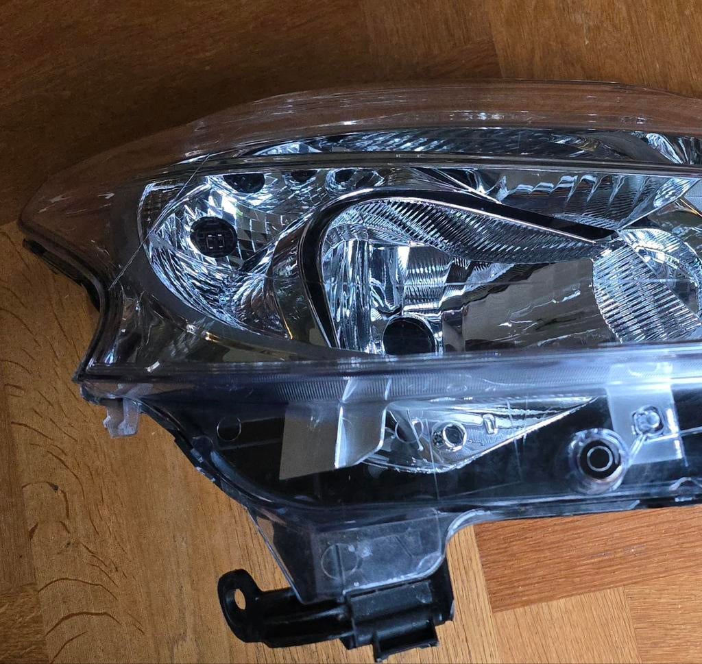 Peugeot 208 koplamp rechts zgan, Auto-onderdelen, Verlichting, Ophalen of Verzenden, Peugeot