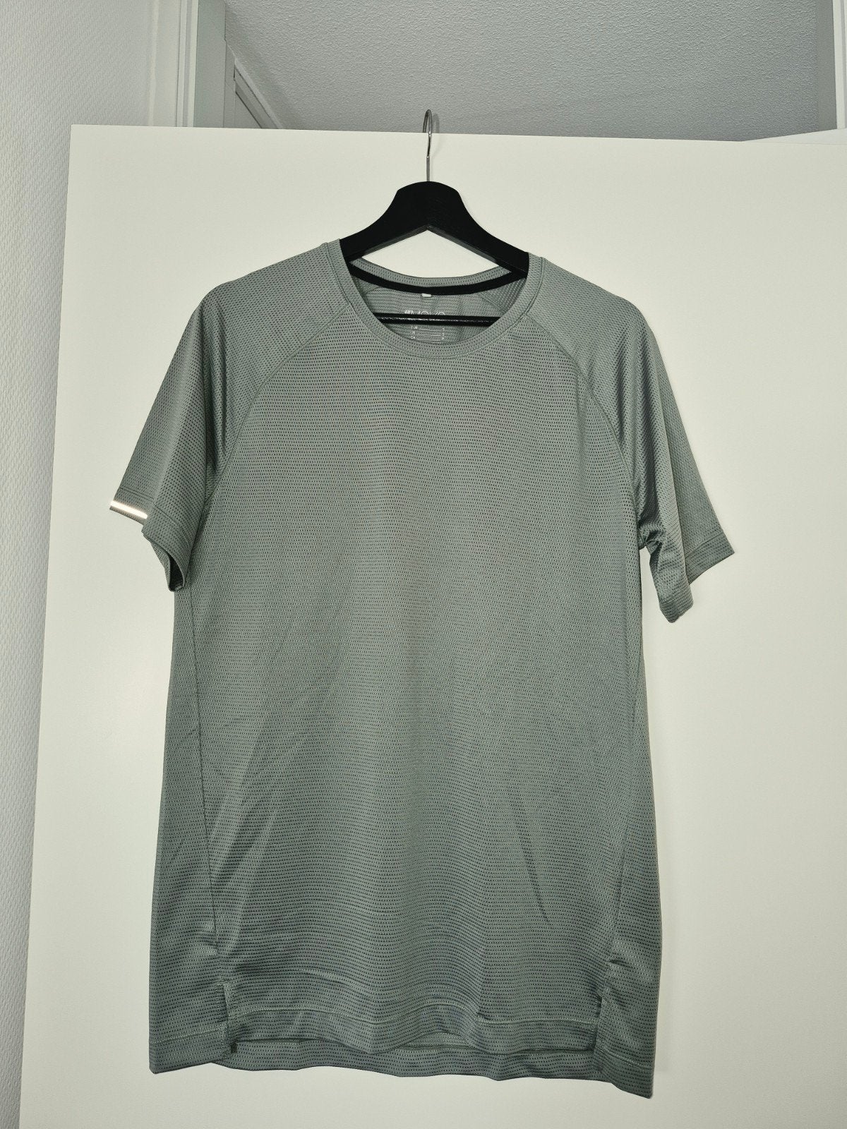 Groen nieuw heren sport t-shirt. Maat S, Kleding | Heren, Sportkleding, Nieuw, Ophalen of Verzenden, H&M, Maat 46 (S) of kleiner