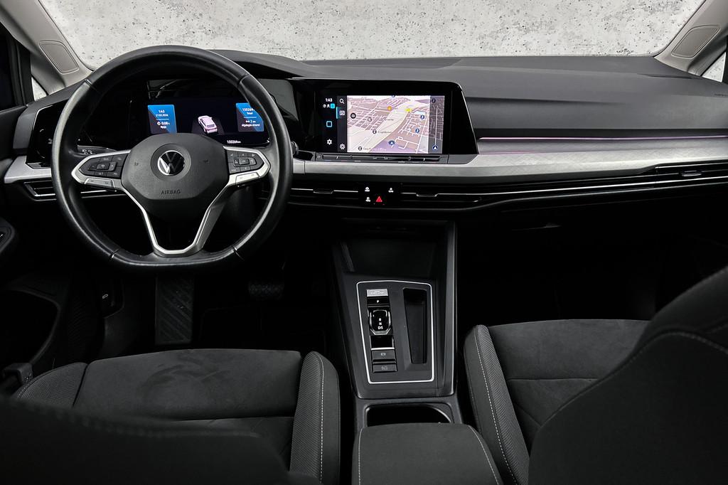 Volkswagen Golf Variant 1.0 eTSI Life Business | Navigatie |, Stof, Gebruikt, Blauw, 23 km/l