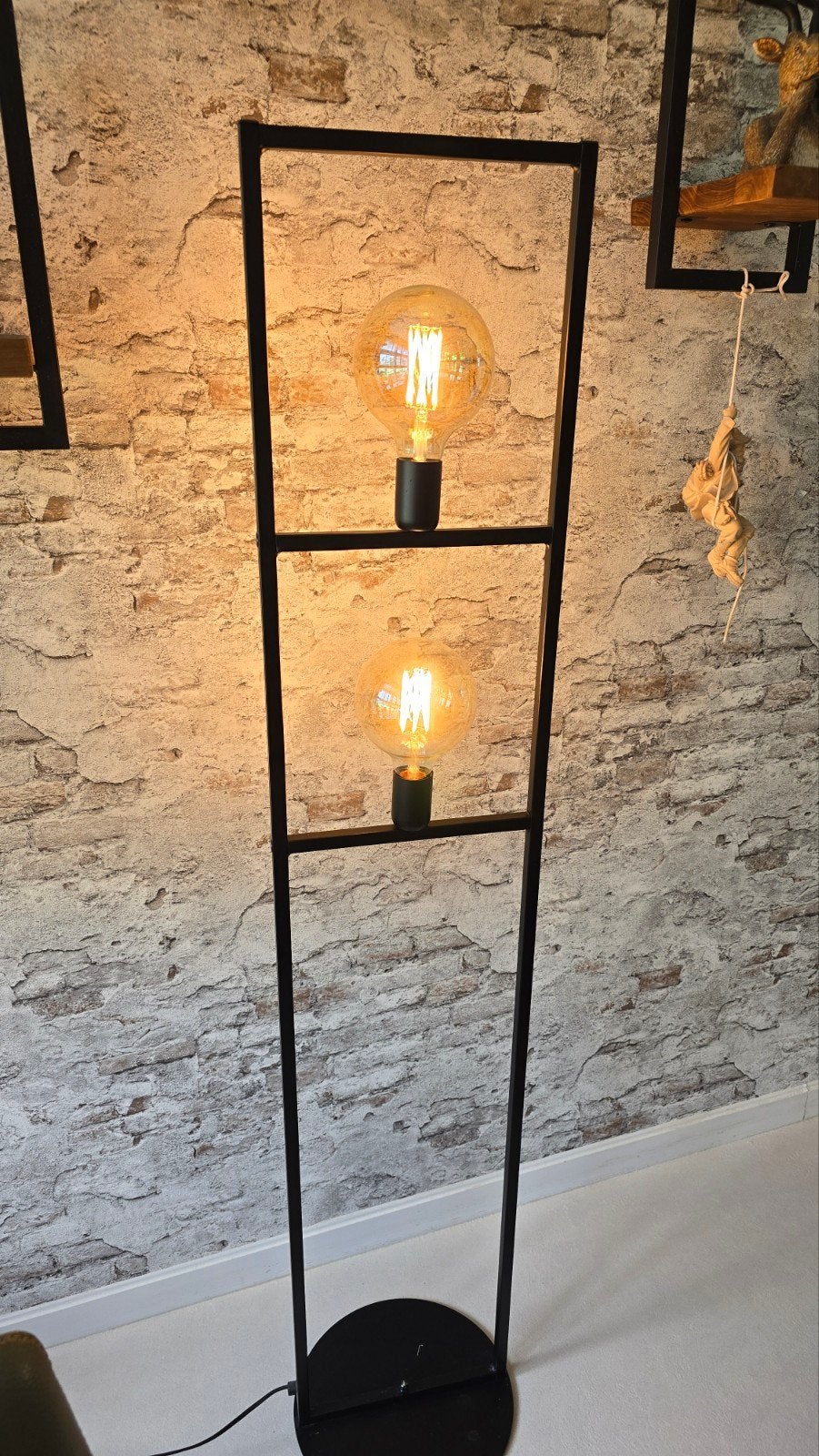 Zwarte stalen vloerlamp met 2 lichtbronnen, 1.50m hoog, Ophalen, 100 tot 150 cm, E27 (groot), Zo goed als nieuw