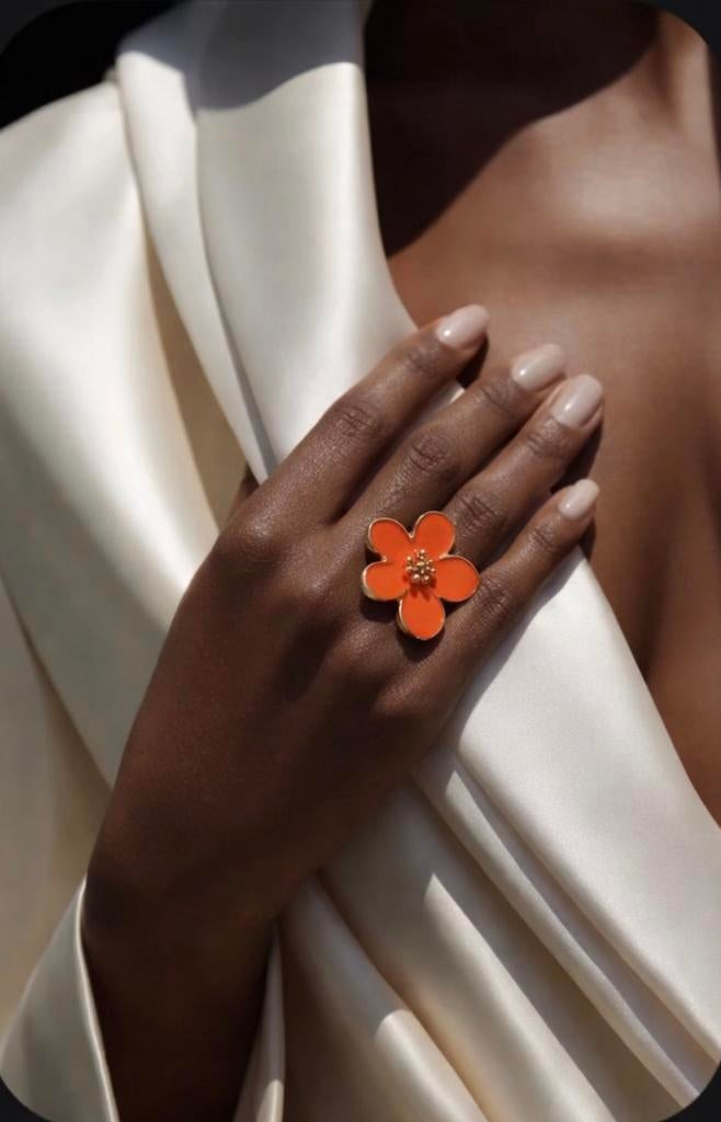 Oranje Bloem Ring • Koningsdag • Vintage Flower Ring, Sieraden, Tassen en Uiterlijk, Ringen, Nieuw, Oranje, Ophalen of Verzenden
