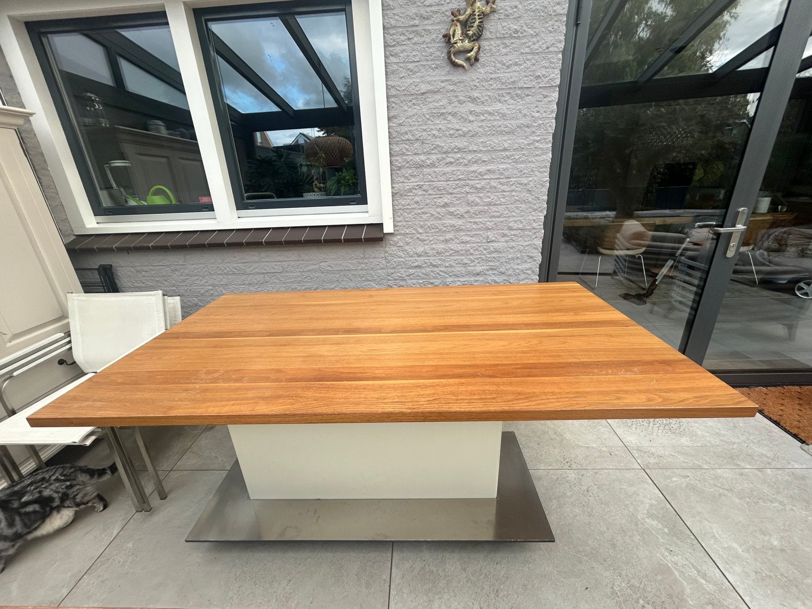 Hülsta ET 1500 design eettafel – Walnoot / Wit & RVS, Huis en Inrichting, Ophalen, Gebruikt, Design, 50 tot 100 cm