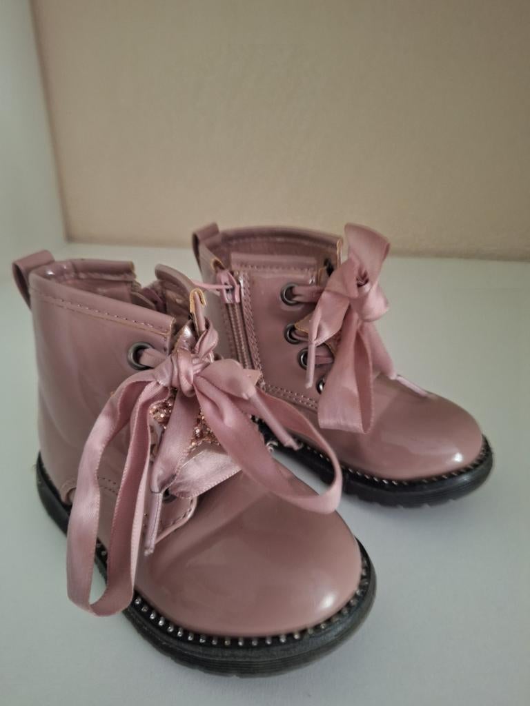 Roze baby laarsjes met linten 20, Kinderen en Baby's, Meisje, Doremi, Laarsjes, Ophalen of Verzenden