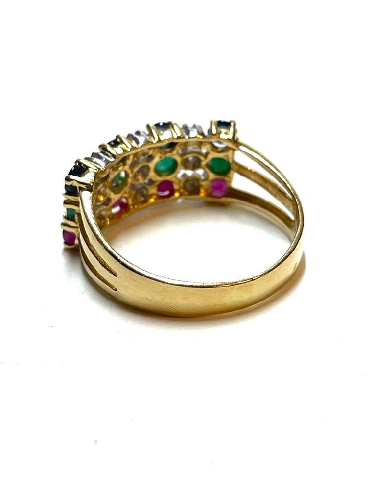 18k gouden ring met saffier, smaragd, robijn en diamant, -, -, Ophalen of Verzenden, Zo goed als nieuw