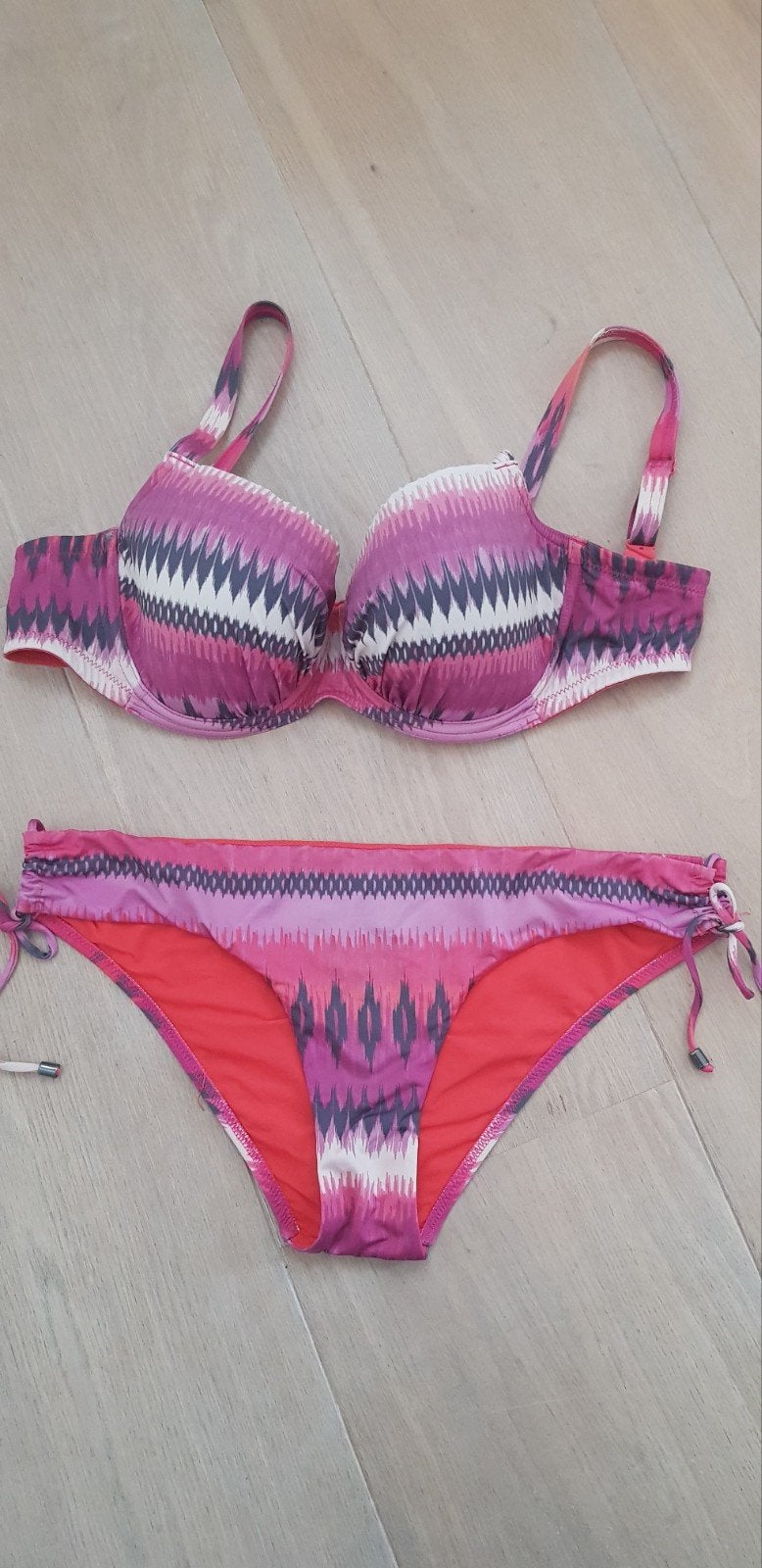 Mooie bikini van "Cyell"- Roze, Kleding | Dames, Cyell, Ophalen of Verzenden, Meerkleurig, Bikini