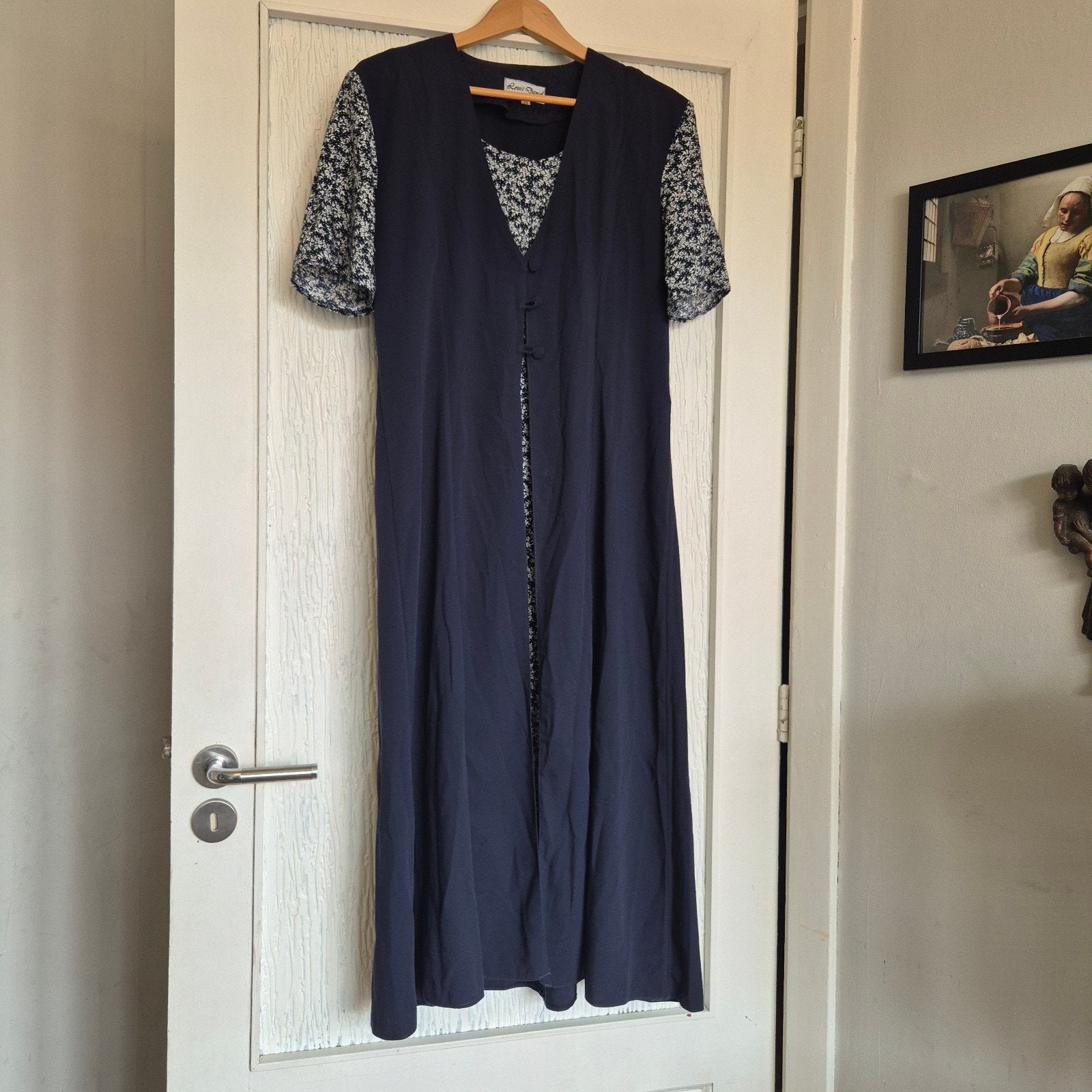 Prachtige Vintage Louis Daniel Jurk - Marineblauw met Bloem, Kleding | Dames, Blauw, Maat 42/44 (L), Ophalen of Verzenden, Zo goed als nieuw