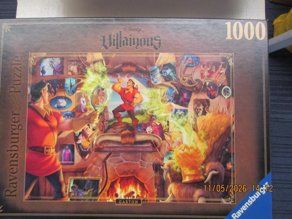 legpuzzel Disney- Villainous - GASTON., Ophalen of Verzenden, 500 t/m 1500 stukjes, Zo goed als nieuw