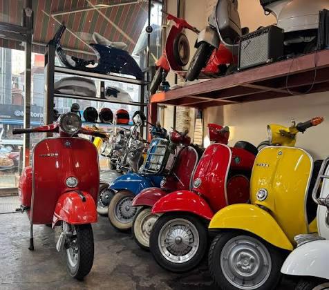 GEVRAAGD | SCOOTERS |, Fietsen en Brommers, Scooters | Overige merken, Benzine, Ophalen