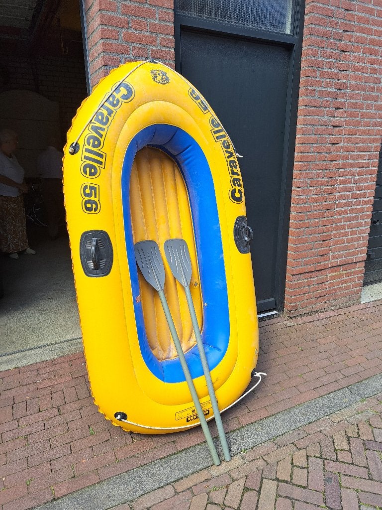Rubberboot Caravelle K56 met peddels en pomp, Ophalen, Gebruikt