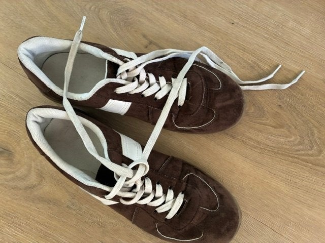 Bruine sneakers mt. 41, Kleding | Dames, Bruin, Ophalen of Verzenden, Sneakers of Gympen, Zo goed als nieuw
