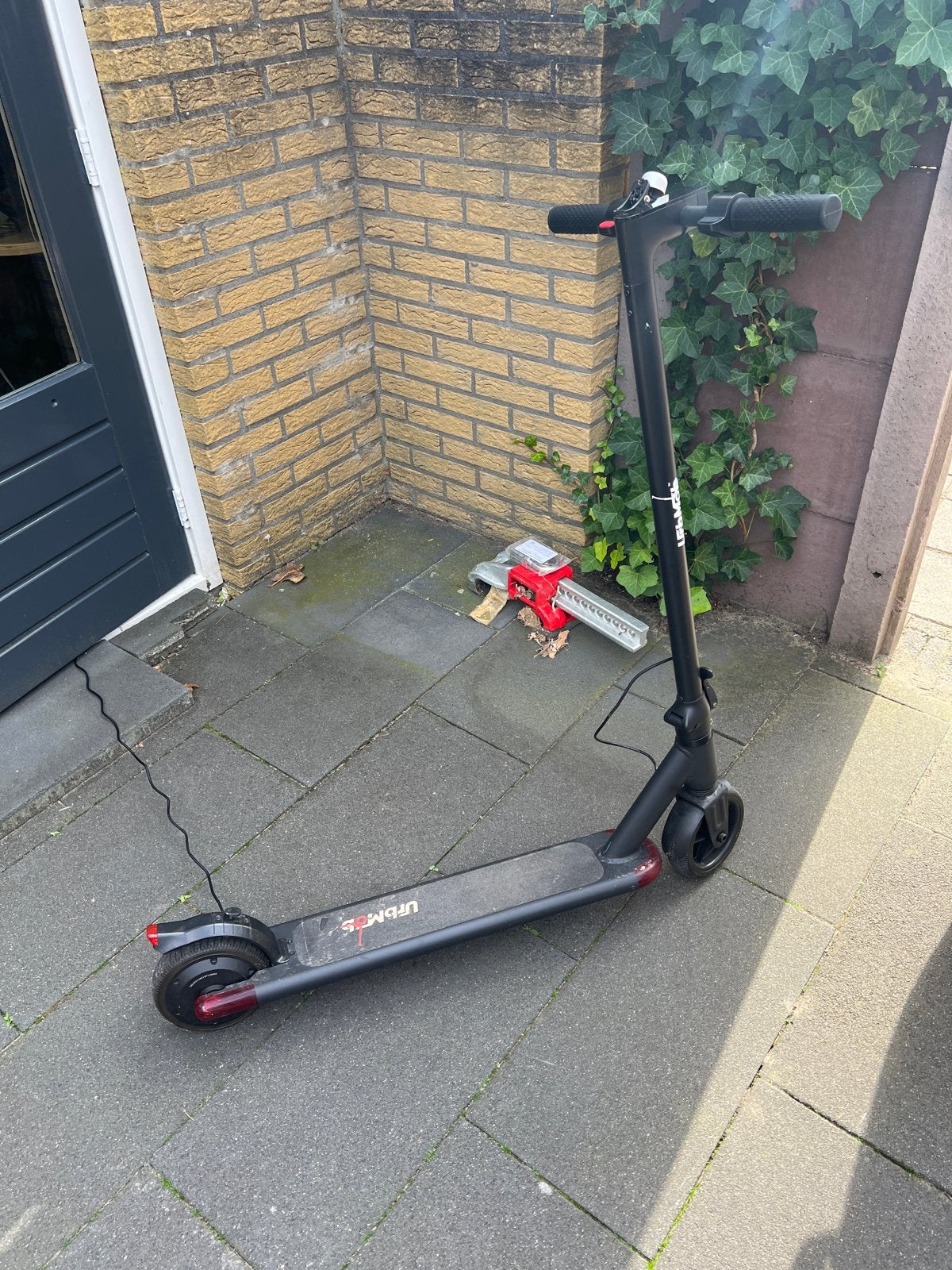 Goed werkende Urbmob elektrische step, Fietsen en Brommers, Rendementsweg 12a, 3641 SK Mijdrecht, Nederland, Gebruikt, Info@urbmob.eu